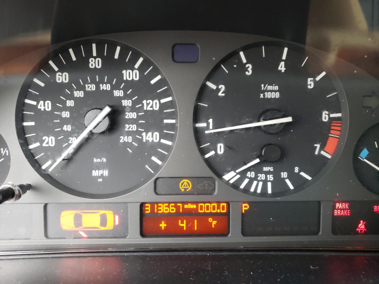 Photo 8 from auction – 1997 BMW 528 I AUTO with VIN WBADD6327VBW23128