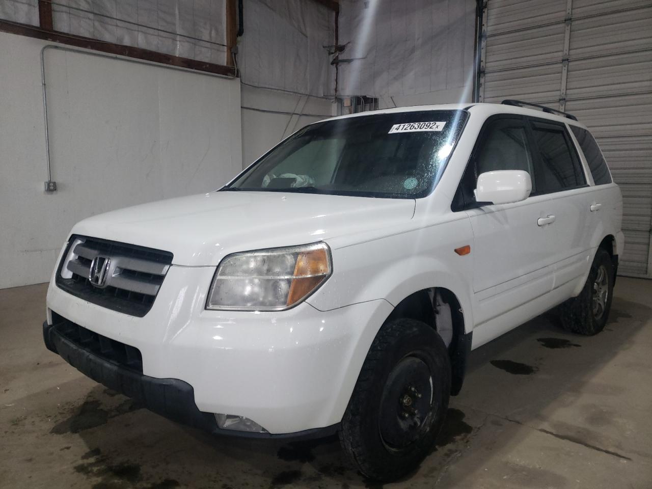 Photo 2 from auction – 2008 HONDA PILOT EXL with VIN 5FNYF28598B018099