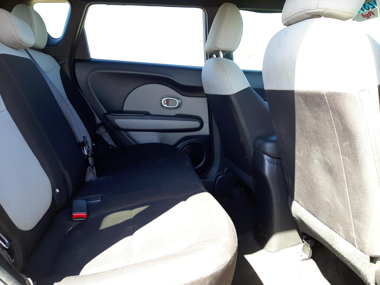 Photo 6 from auction – 2016 KIA SOUL with VIN KNDJN2A28G7272346