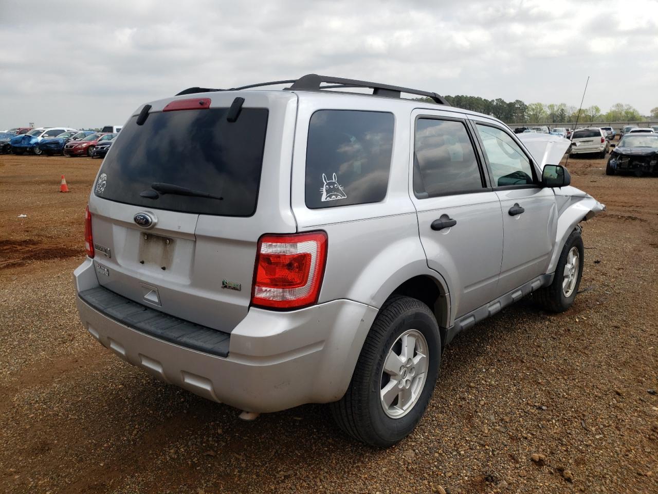 Photo 4 from auction – 2011 FORD ESCAPE HEV with VIN 1FMCU0DG6BKC04250