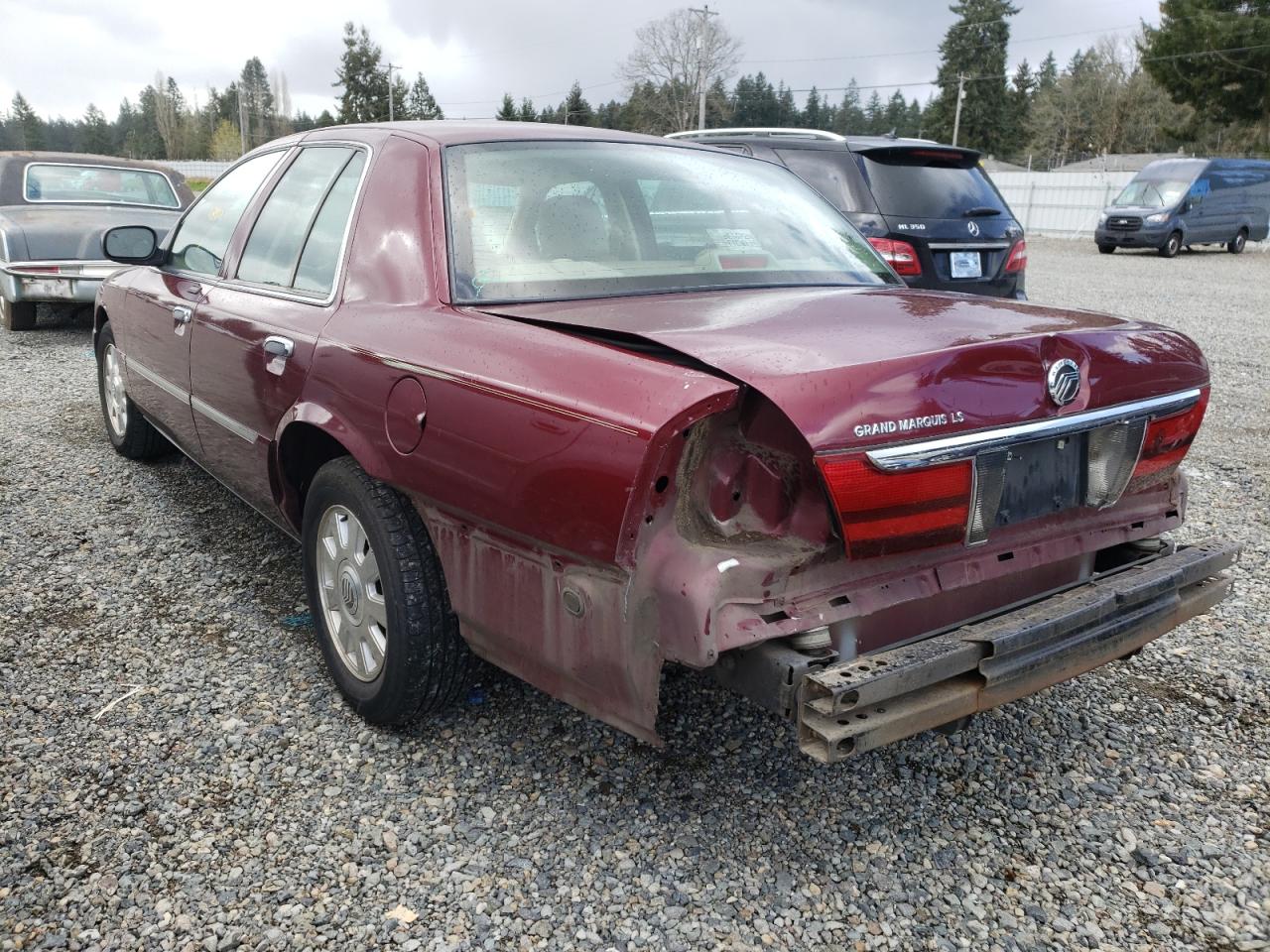 Photo 3 from auction – 2004 MERCURY GRAND MARQ with VIN 2MEFM75W74X686161