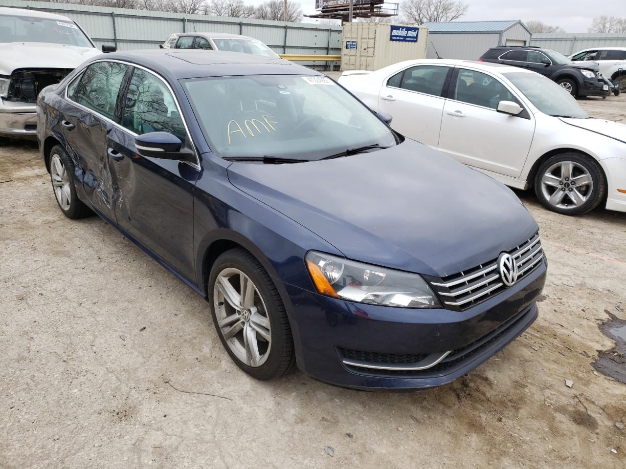 VOLKSWAGEN PASSAT SE 2015 with VIN 1VWBV7A31FC066833 - Photo from auction