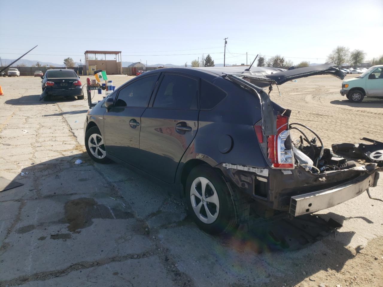 Photo 3 from auction – 2015 TOYOTA PRIUS with VIN JTDKN3DU7F0465800