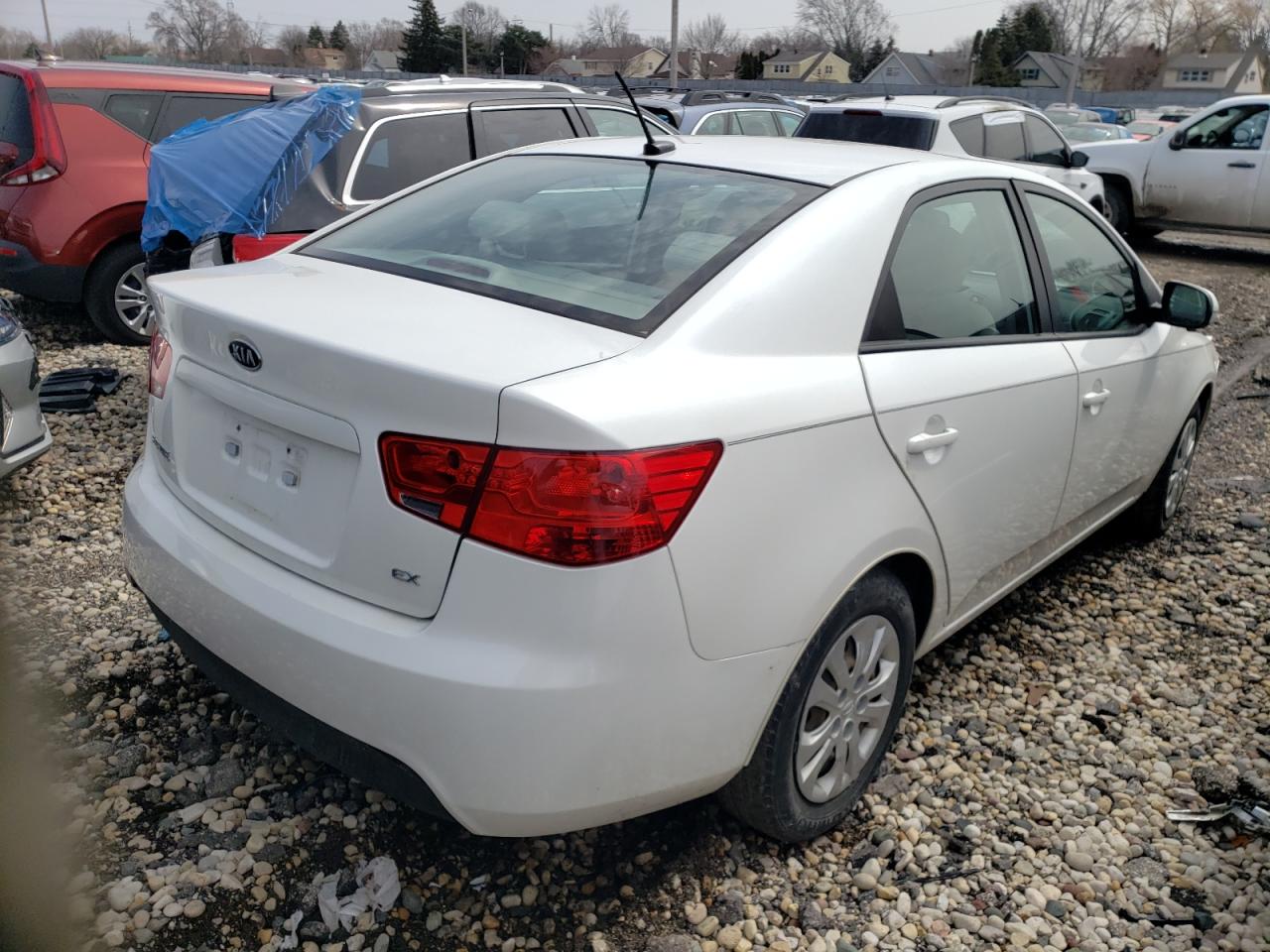 Photo 4 from auction – 2011 KIA FORTE EX with VIN KNAFU4A22B5461242