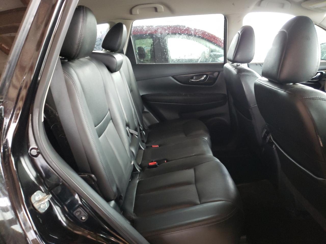 Photo 6 from auction – 2019 NISSAN ROGUE S with VIN 5N1AT2MT2KC752033
