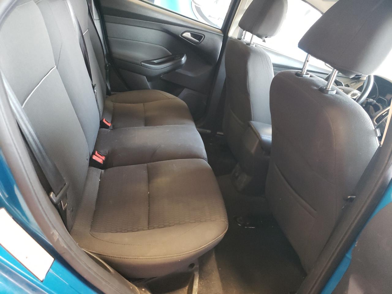 Photo 6 from auction – 2012 FORD FOCUS SEL with VIN 1FAHP3H27CL397334