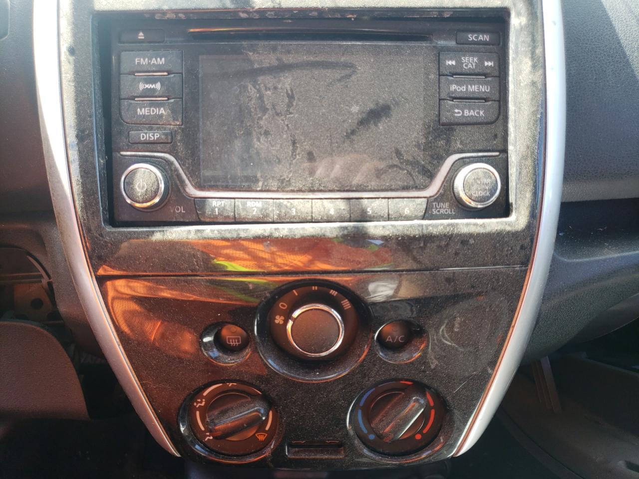Photo 9 from auction – 2017 NISSAN VERSA NOTE with VIN 3N1CE2CP2HL367101