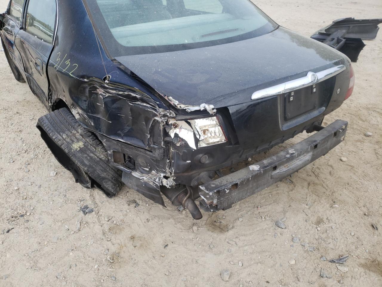 Photo 9 from auction – 2002 MERCURY SABLE GS with VIN 1MEFM50U42G628103