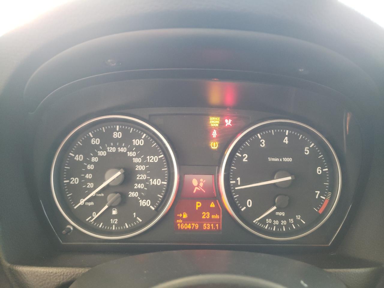 Photo 8 from auction – 2010 BMW 328 I with VIN WBAPH7G5XANM54310