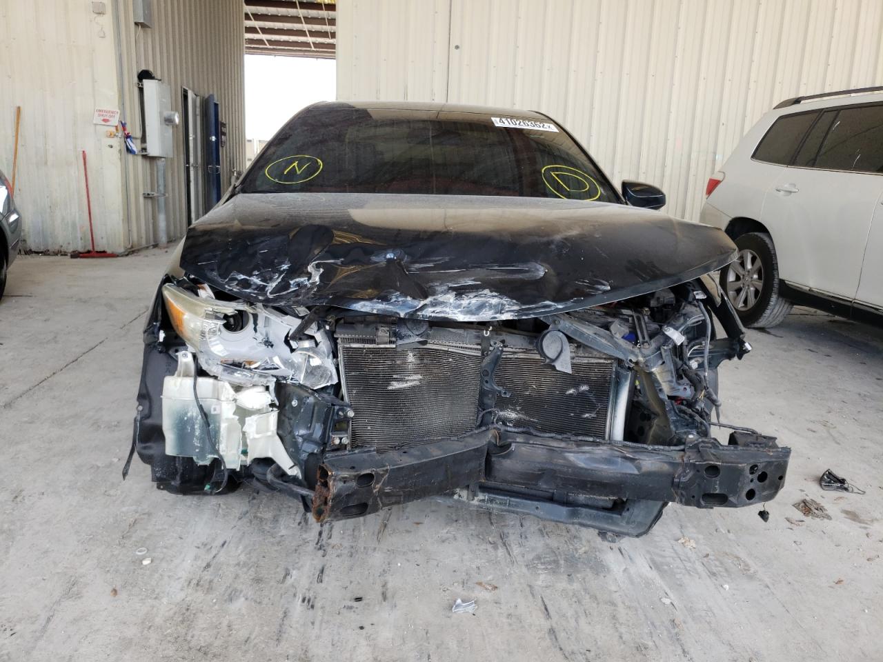 Photo 9 from auction – 2014 TOYOTA CAMRY L with VIN 4T1BF1FK4EU367498