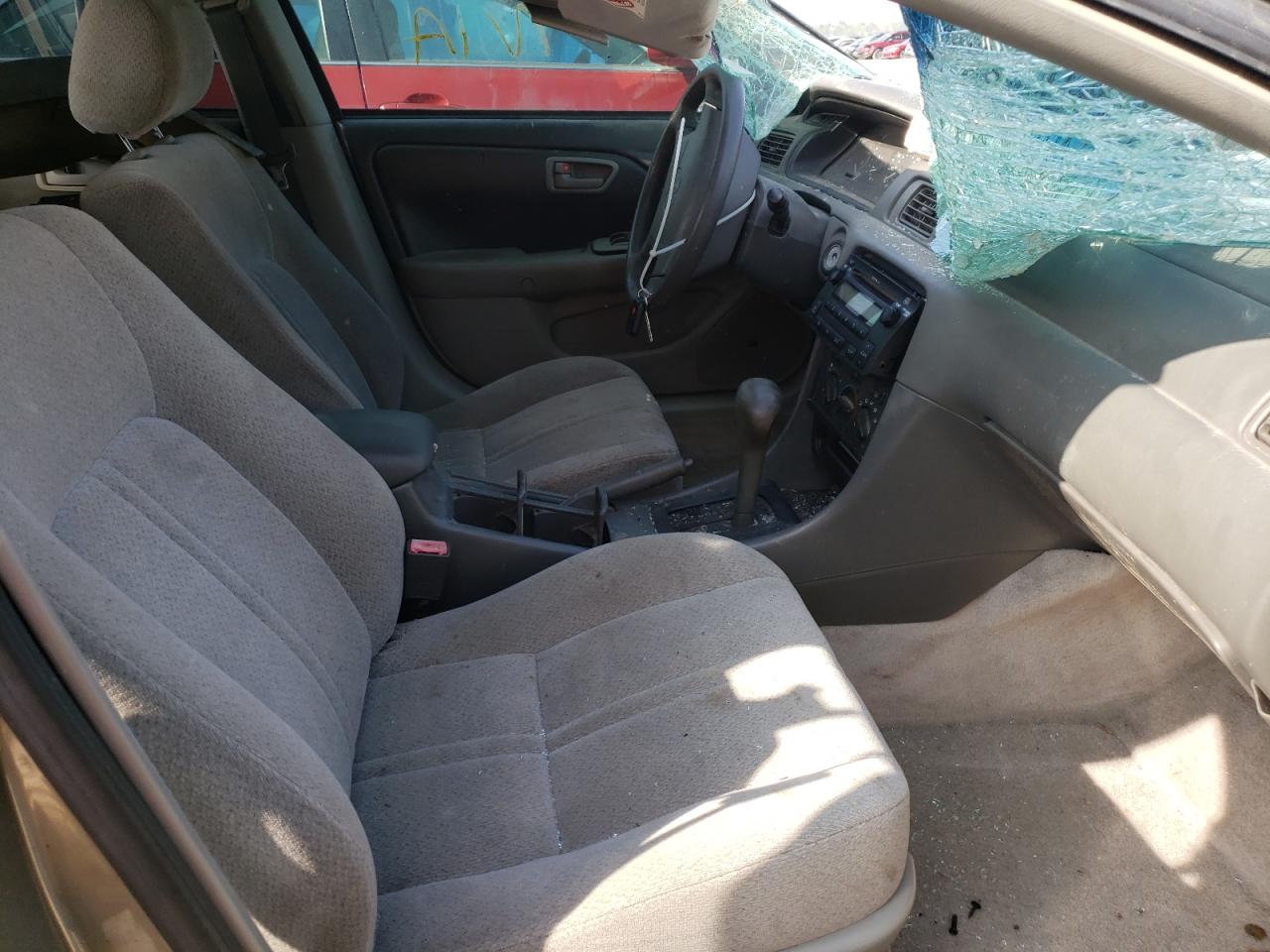 Photo 5 from auction – 2001 TOYOTA CAMRY CE with VIN JT2BF22K210298921