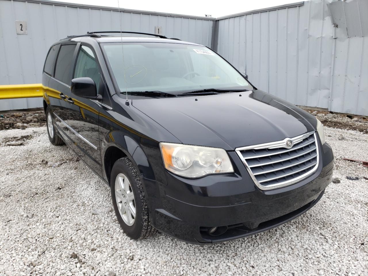 CHRYSLER TOWN & COU 2010 with VIN 2A4RR5DX7AR344637 - Photo from auction