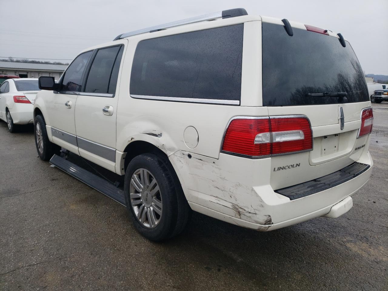 Photo 3 from auction – 2007 LINCOLN NAVIGATOR with VIN 5LMFL28587LJ23592