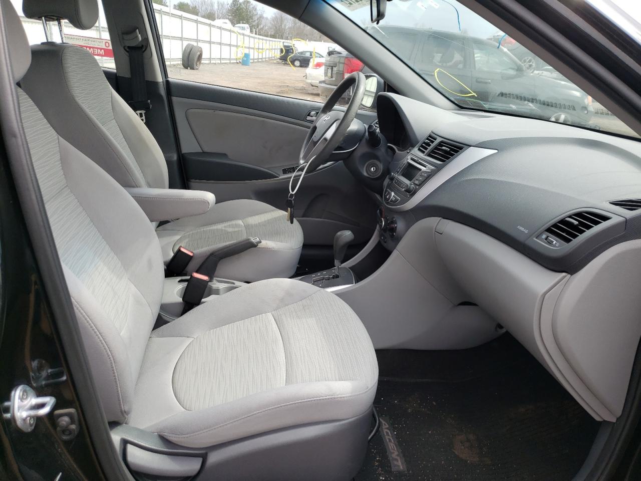 Photo 5 from auction – 2016 HYUNDAI ACCENT SE with VIN KMHCT4AE8GU125297