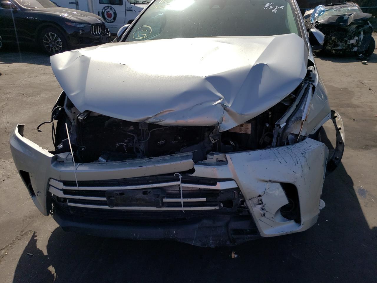 Photo 9 from auction – 2017 TOYOTA HIGHLANDER with VIN 5TDZZRFH9HS199217