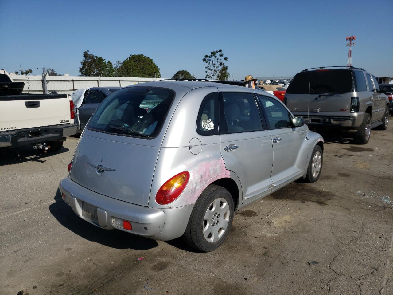 Photo 4 from auction – 2004 CHRYSLER PT CRUISER with VIN 3C4FY48B64T212569