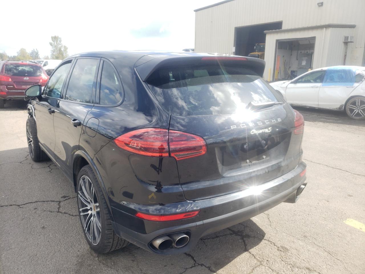 Photo 3 from auction – 2018 PORSCHE CAYENNE SE with VIN WP1AE2A2XJLA70105