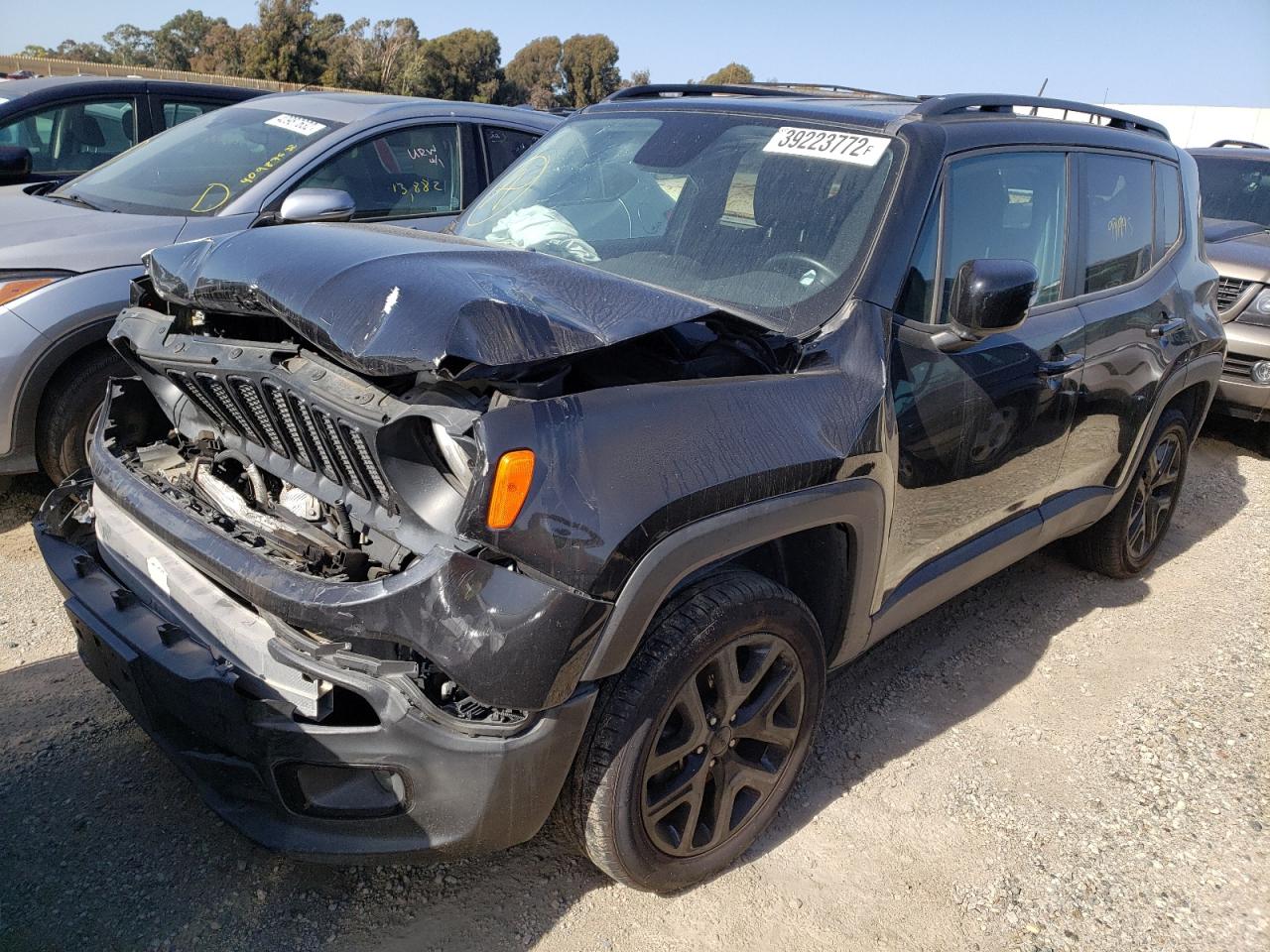 Photo 2 from auction – 2016 JEEP RENEGADE L with VIN ZACCJBBT8GPE05198