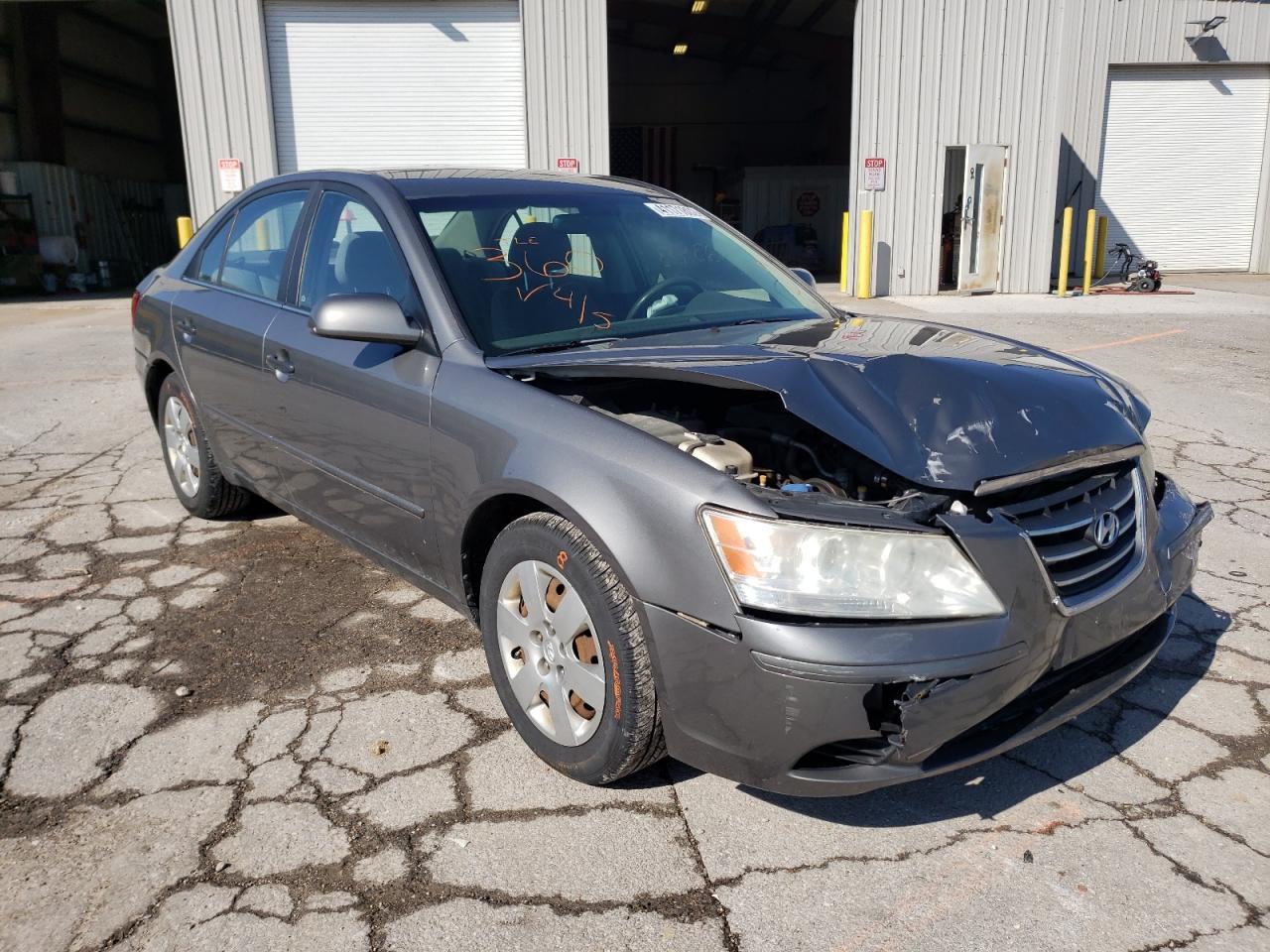 HYUNDAI SONATA 2010 with VIN 5NPET4AC5AH611031 - Photo from auction