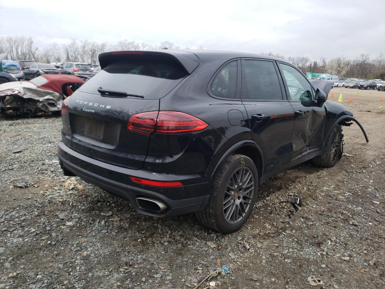 Photo 4 from auction – 2017 PORSCHE CAYENNE with VIN WP1AA2A25HKA92105