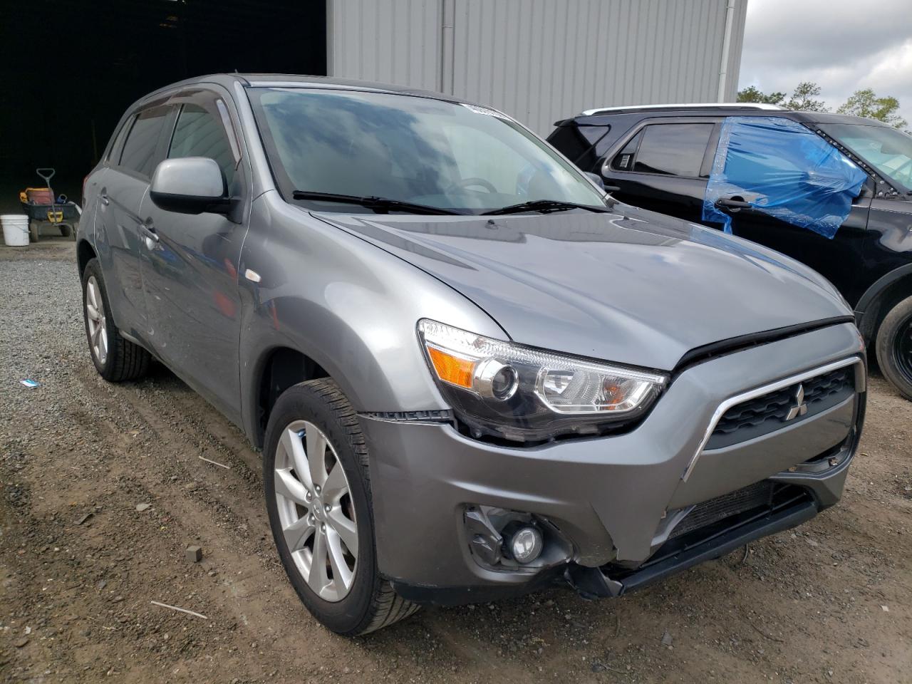 MITSUBISHI OUTLANDER 2015 with VIN 4A4AP3AUXFE014284 - Photo from auction