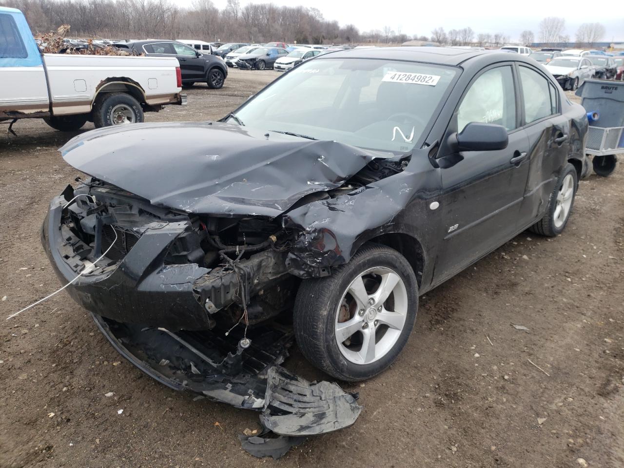 Photo 2 from auction – 2005 MAZDA 3 S with VIN JM1BK323251252975