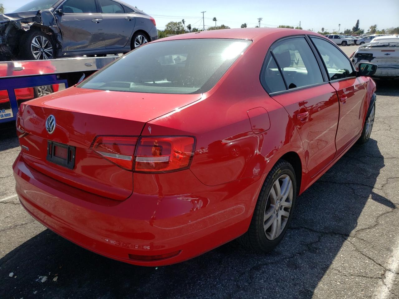 Photo 4 from auction – 2015 VOLKSWAGEN JETTA BASE with VIN 3VW2K7AJ9FM252514