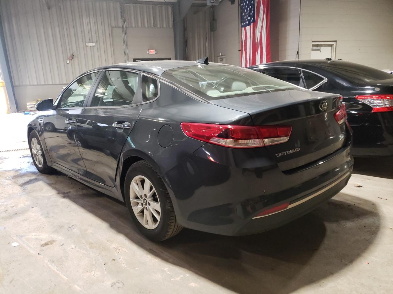 Photo 3 from auction – 2016 KIA OPTIMA LX with VIN 5XXGT4L33GG003969