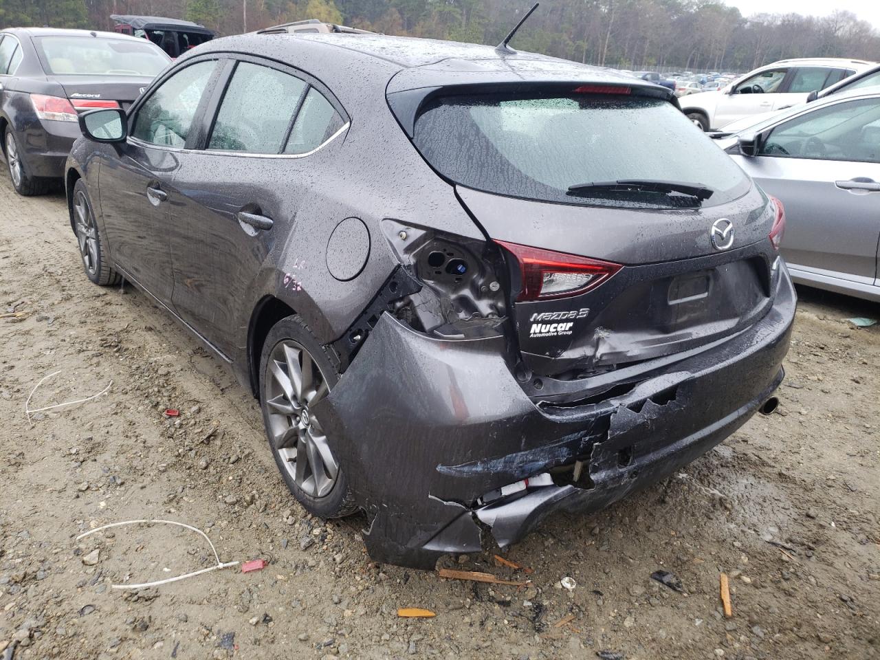 Photo 9 from auction – 2018 MAZDA 3 TOURING with VIN 3MZBN1L37JM268965