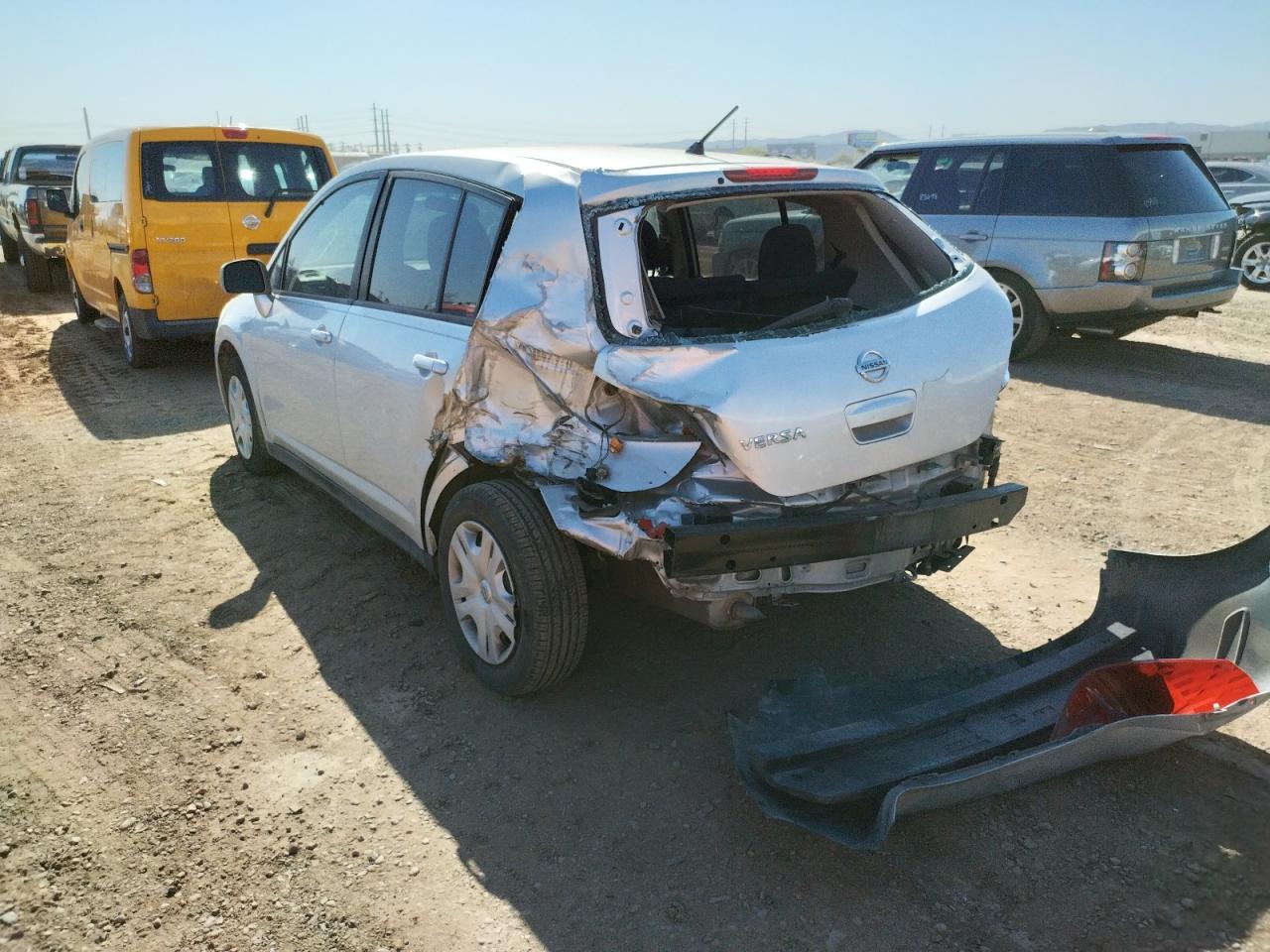 Photo 3 from auction – 2011 NISSAN VERSA S with VIN 3N1BC1CP3BL485435