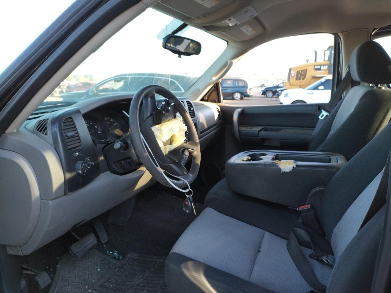 Photo 5 from auction – 2008 GMC SIERRA C15 with VIN 3GTEC13C28G100729