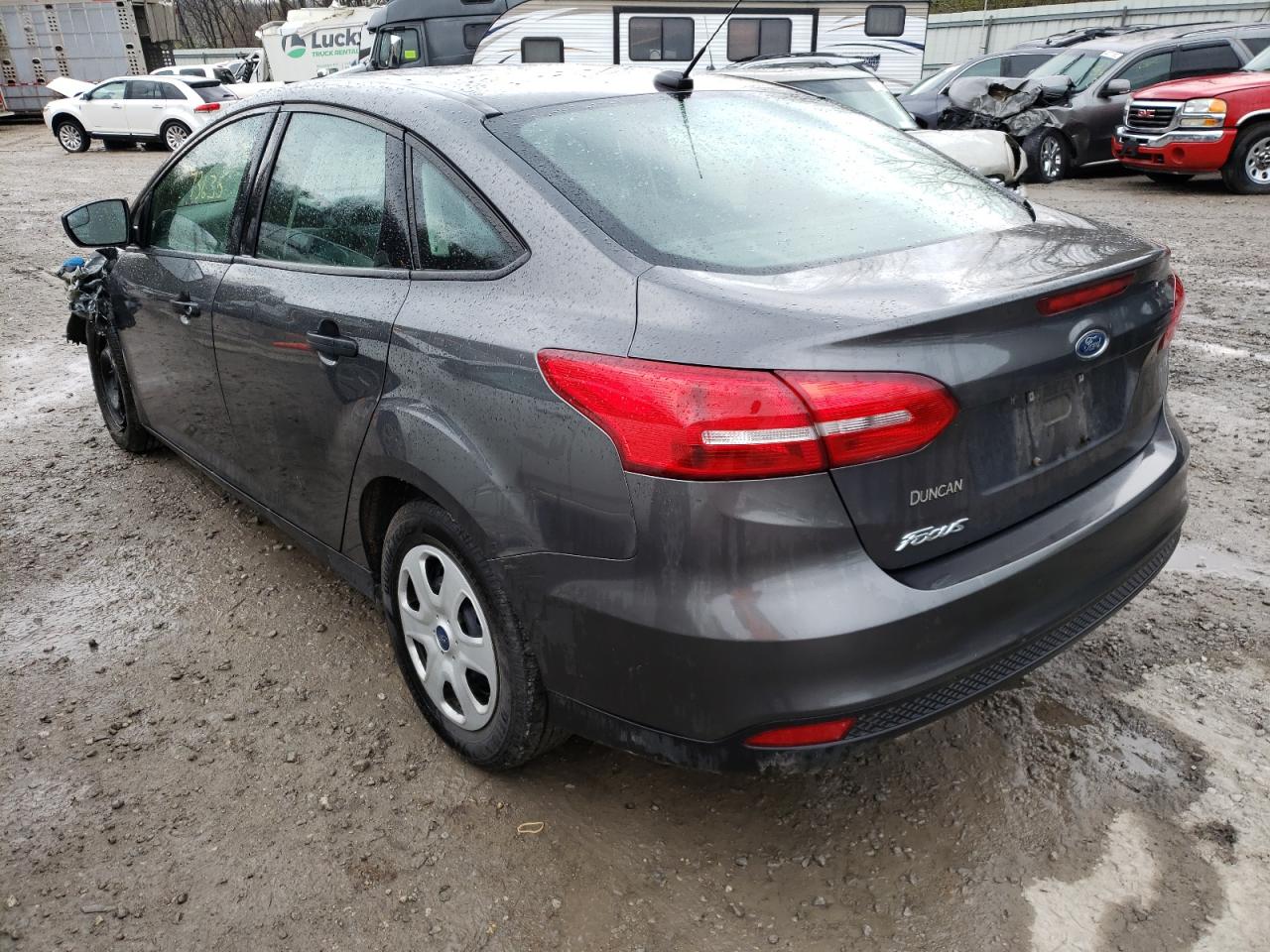 Photo 3 from auction – 2017 FORD FOCUS S with VIN 1FADP3E23HL330966