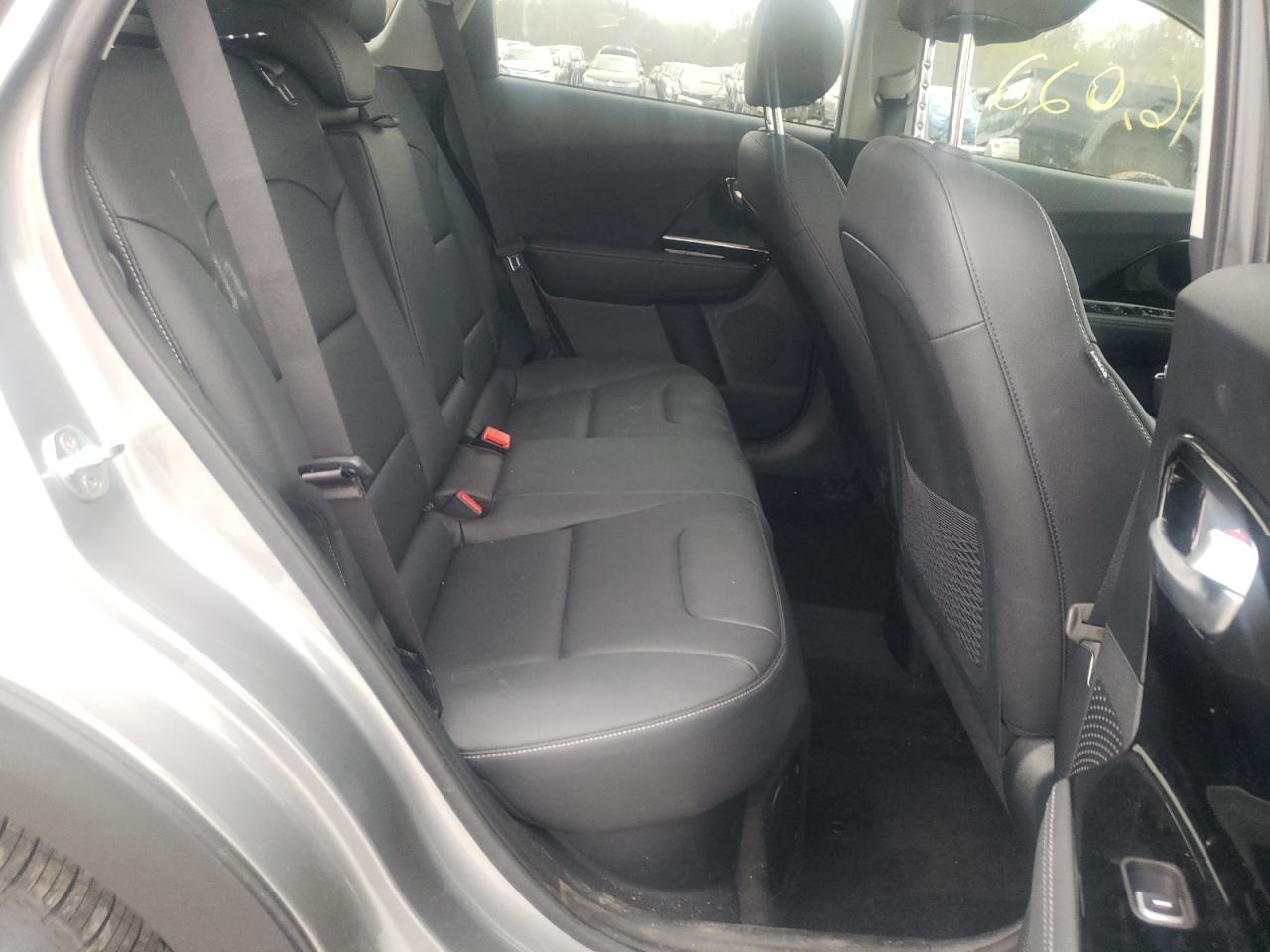 Photo 6 from auction – 2022 KIA NIRO TOURI with VIN KNDCC3LC8N5498289