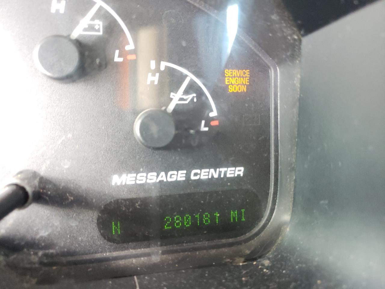 Photo 8 from auction – 2002 FORD EXPLORER E with VIN 1FMZU74W32ZC46697