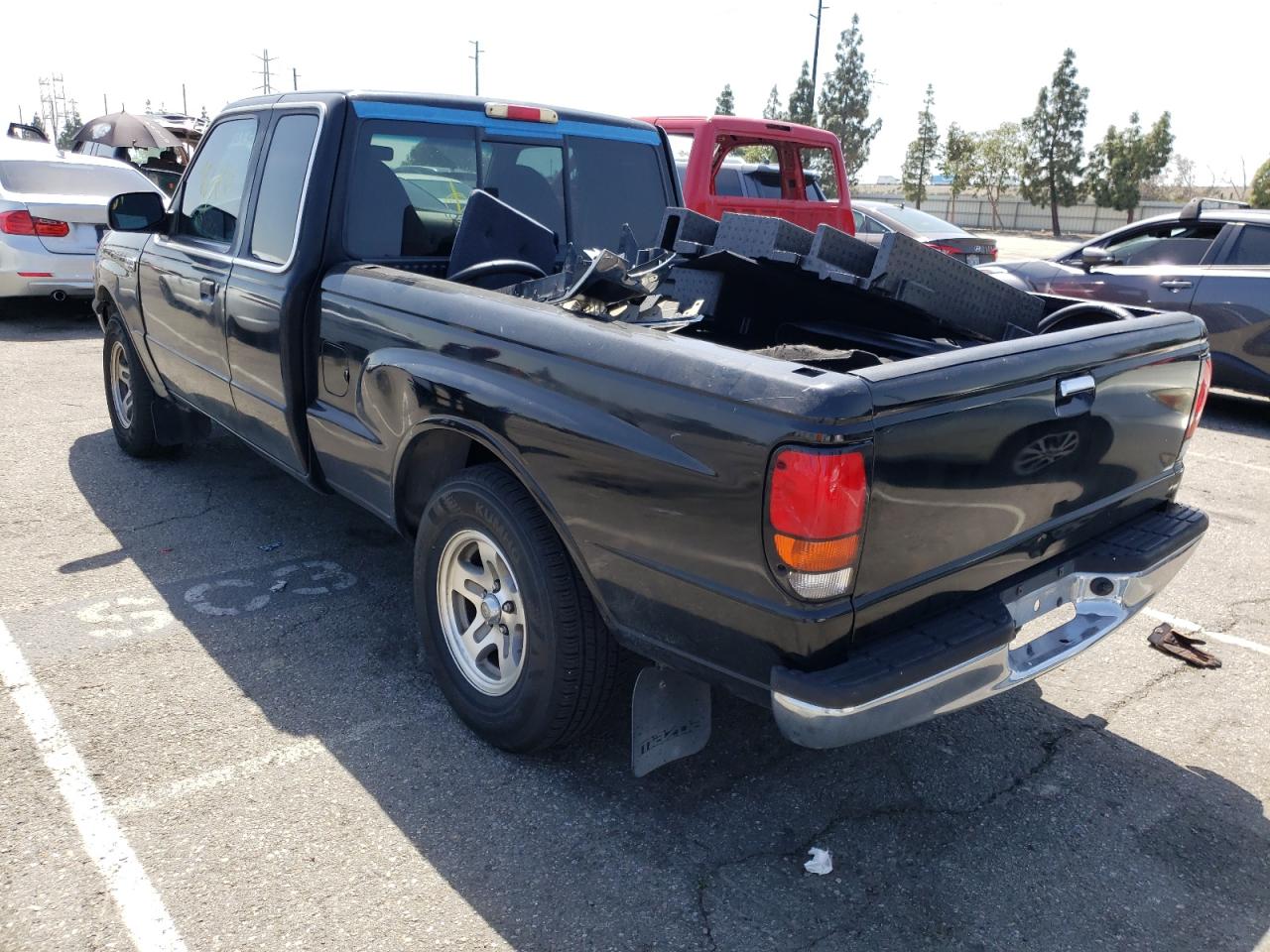 Photo 3 from auction – 1998 MAZDA B4000 CAB with VIN 4F4YR16X7WTM35535