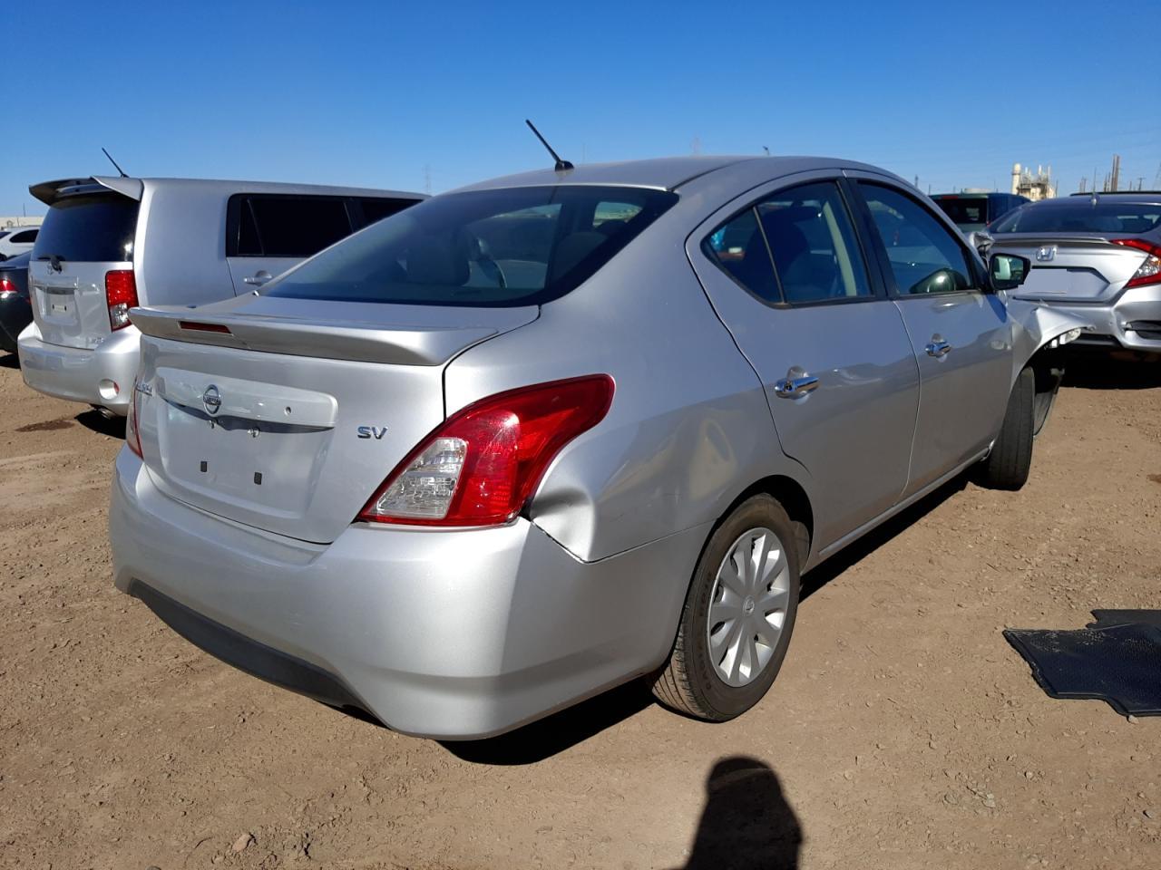 Photo 4 from auction – 2019 NISSAN VERSA S with VIN 3N1CN7AP5KL801907