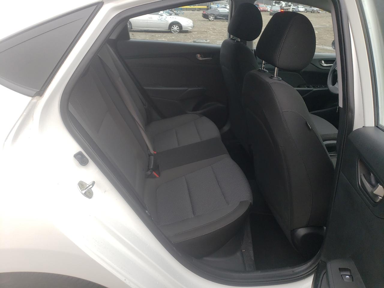Photo 6 from auction – 2019 HYUNDAI ACCENT SE with VIN 3KPC24A3XKE058005