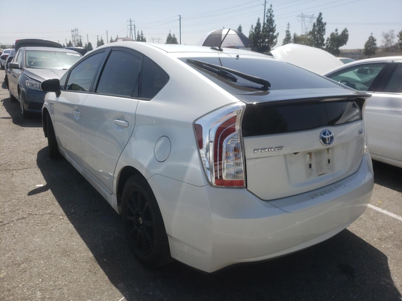 Photo 3 from auction – 2015 TOYOTA PRIUS with VIN JTDKN3DU2F0403897