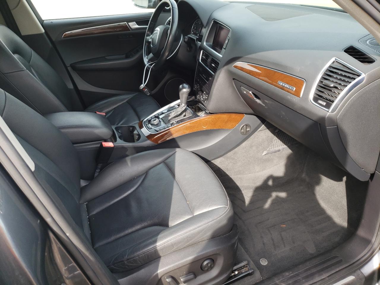 Photo 5 from auction – 2012 AUDI Q5 PREMIUM with VIN WA1DKAFP7CA132963