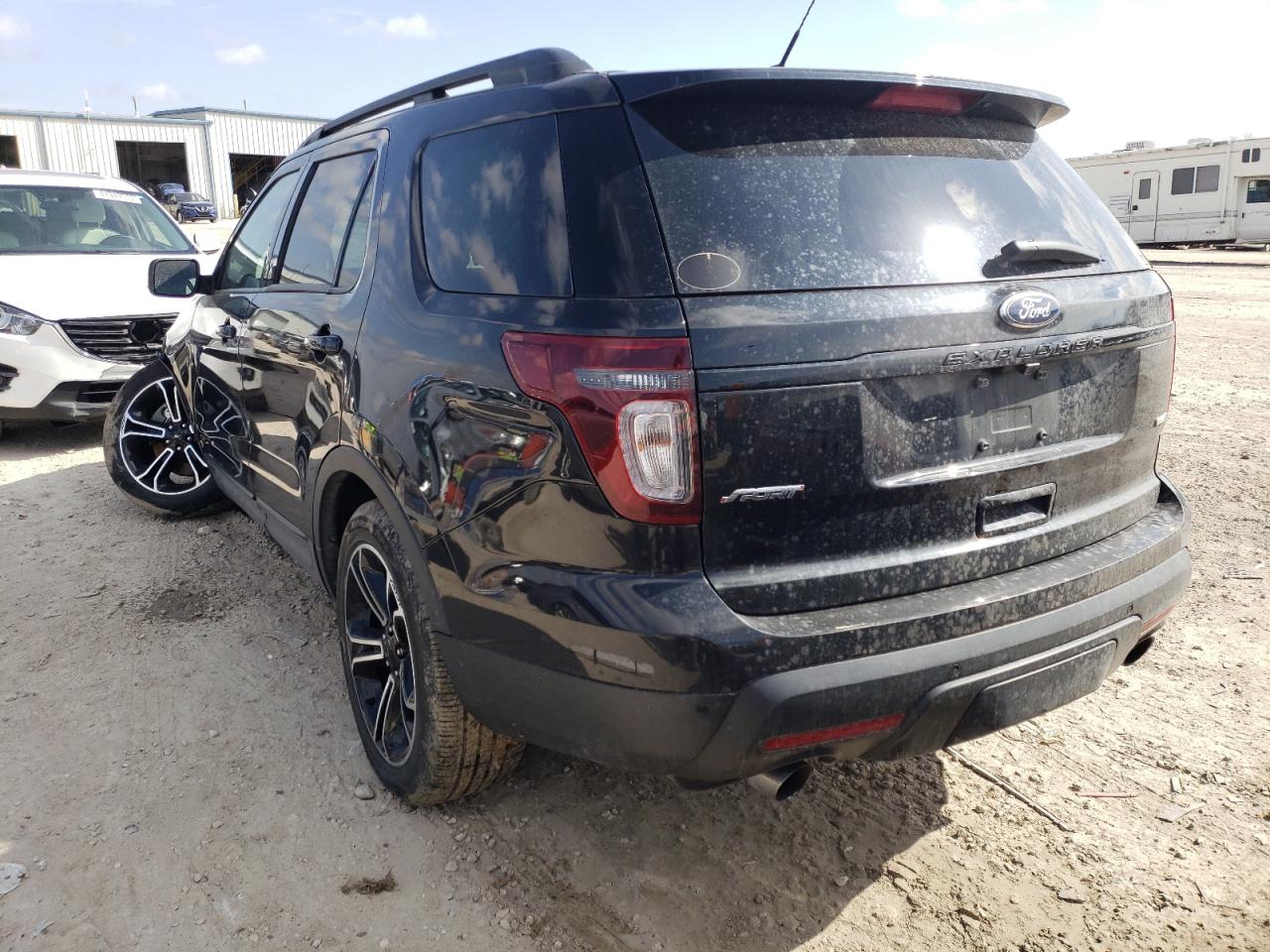 Photo 3 from auction – 2015 FORD EXPLORER S with VIN 1FM5K8GT5FGC05114