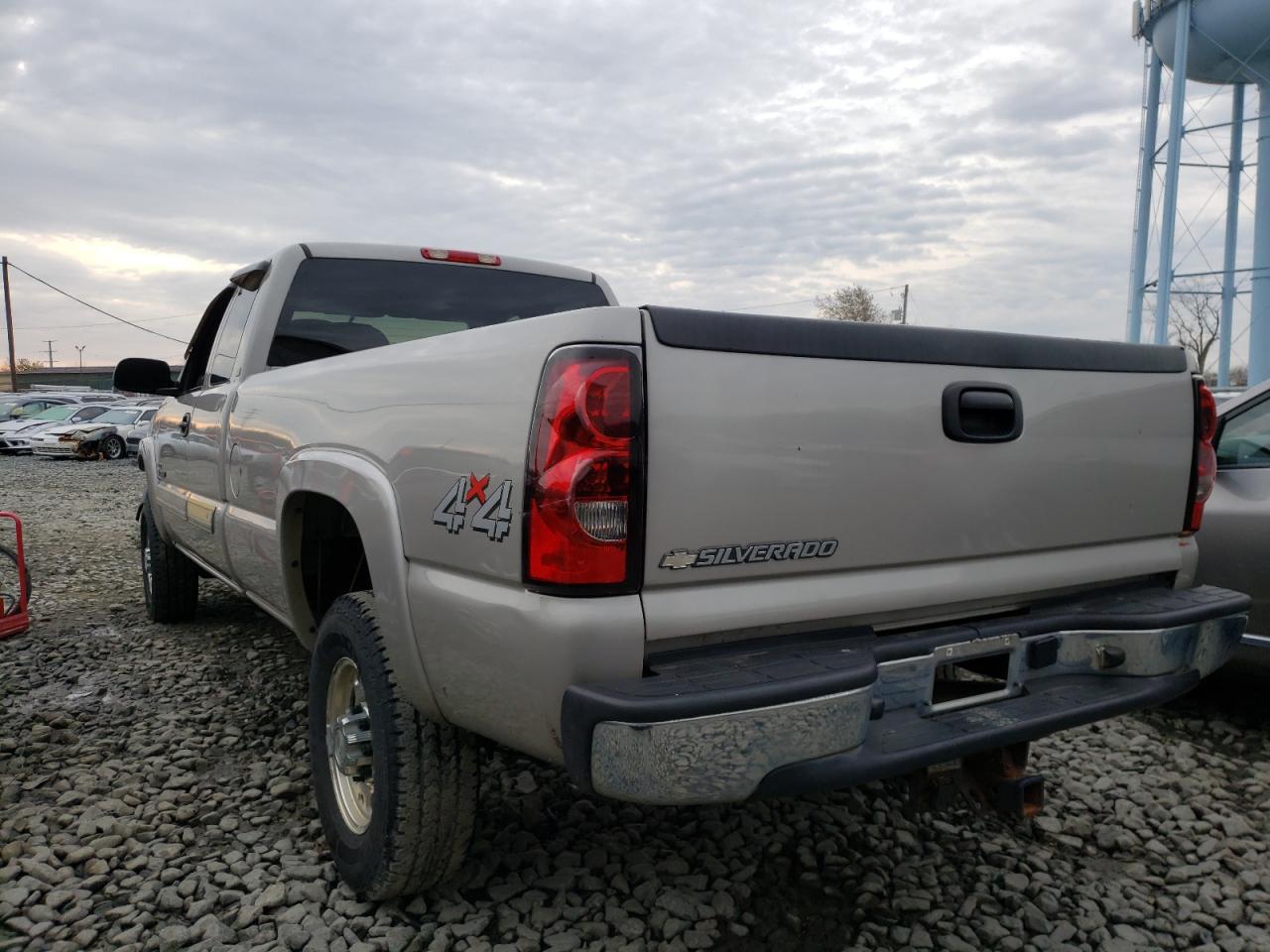 Photo 3 from auction – 2006 CHEVROLET SILVERADO with VIN 1GCHK29D36E274562