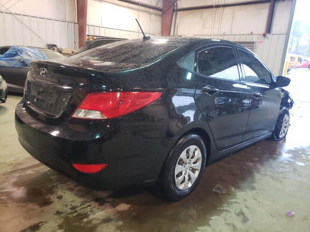 Photo 4 from auction – 2017 HYUNDAI ACCENT SE with VIN KMHCT4AE1HU186007