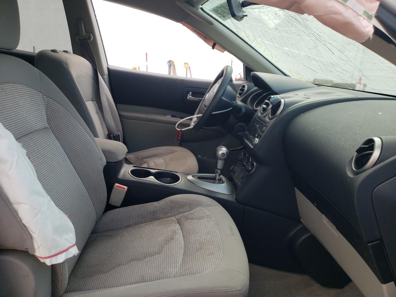 Photo 5 from auction – 2011 NISSAN ROGUE S with VIN JN8AS5MV2BW687455