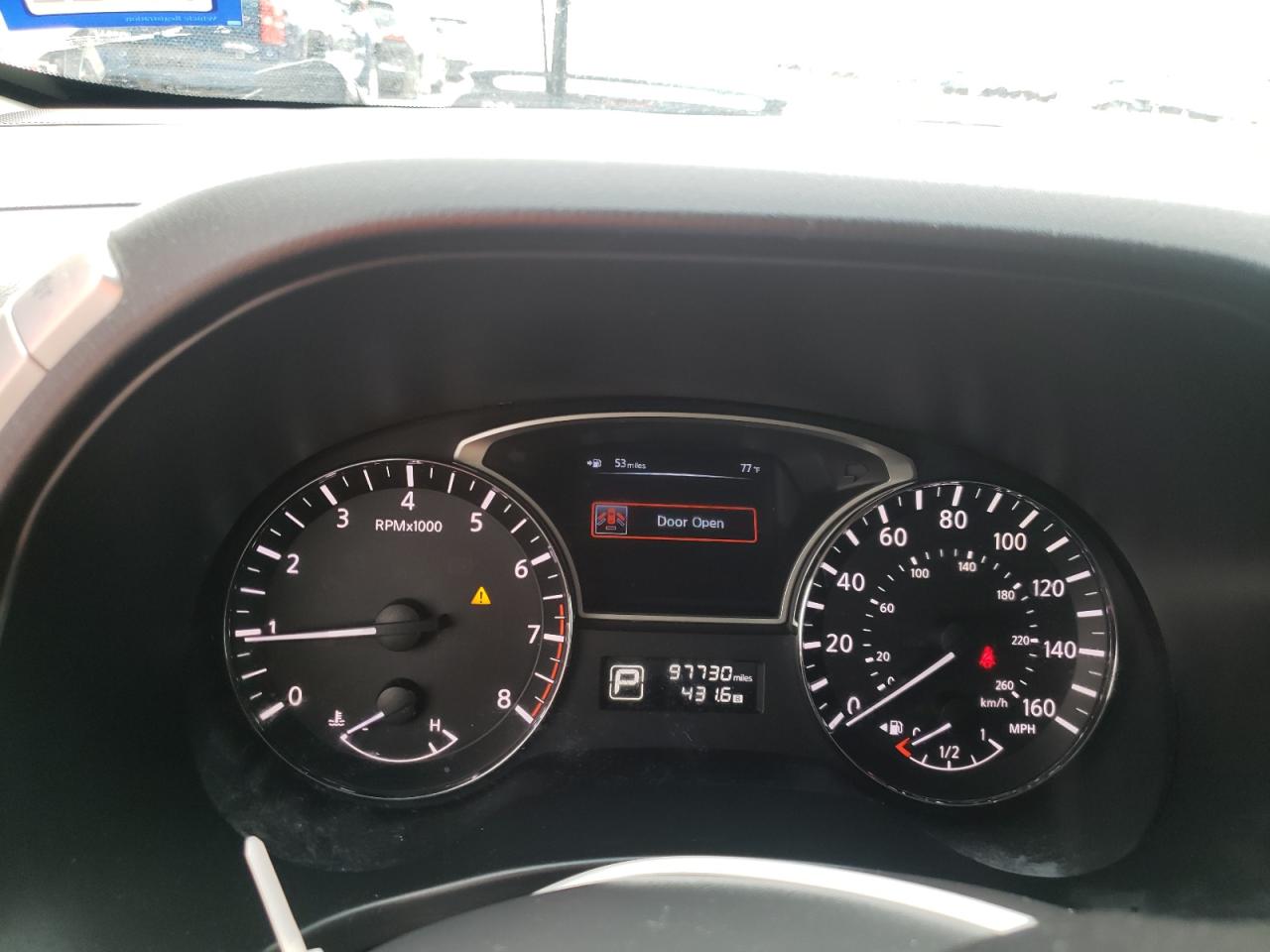 Photo 8 from auction – 2013 NISSAN PATHFINDER with VIN 5N1AR2MN3DC612169
