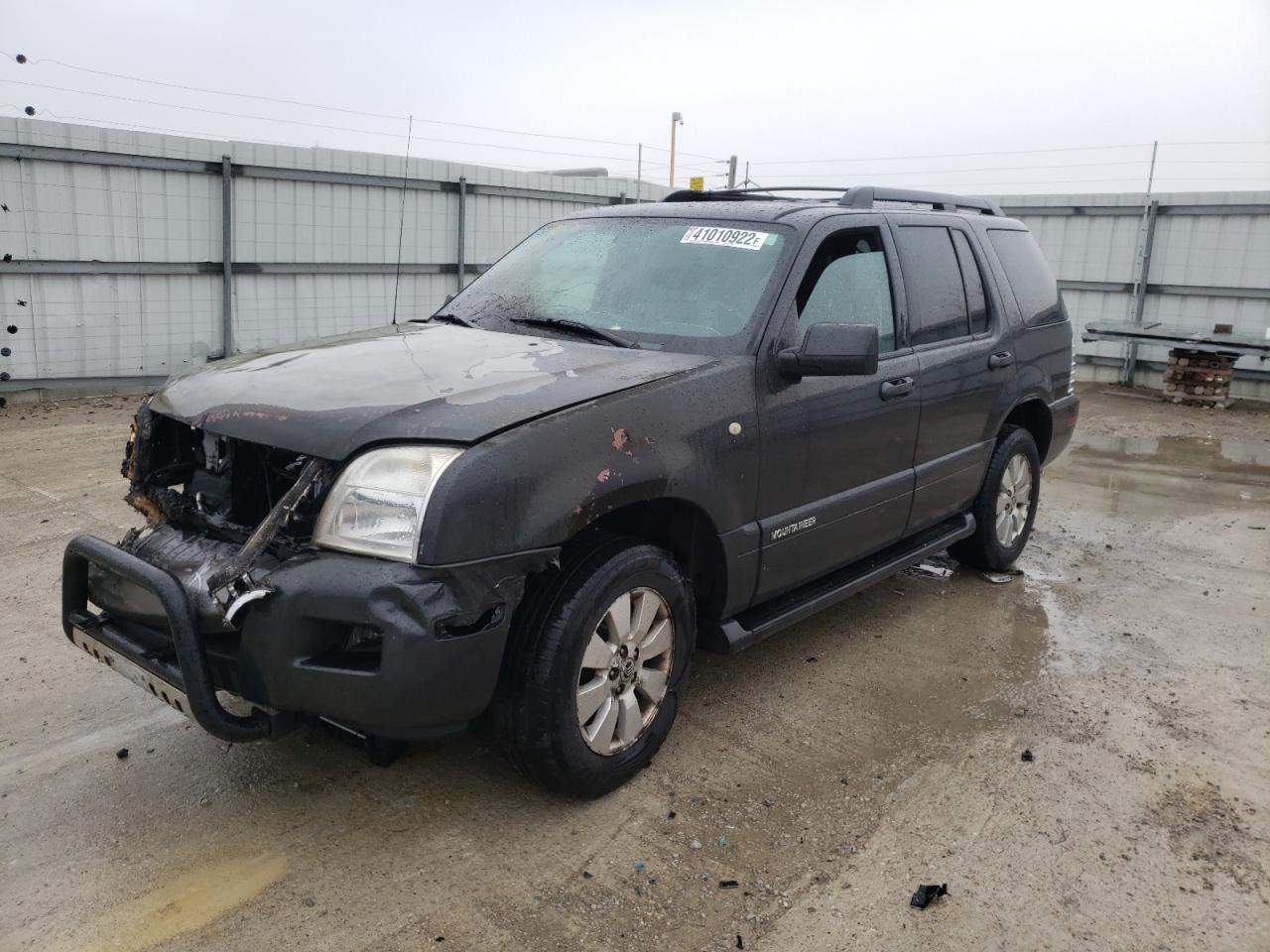 Photo 2 from auction – 2007 MERCURY MOUNTAINEE with VIN 4M2EU47E17UJ17621