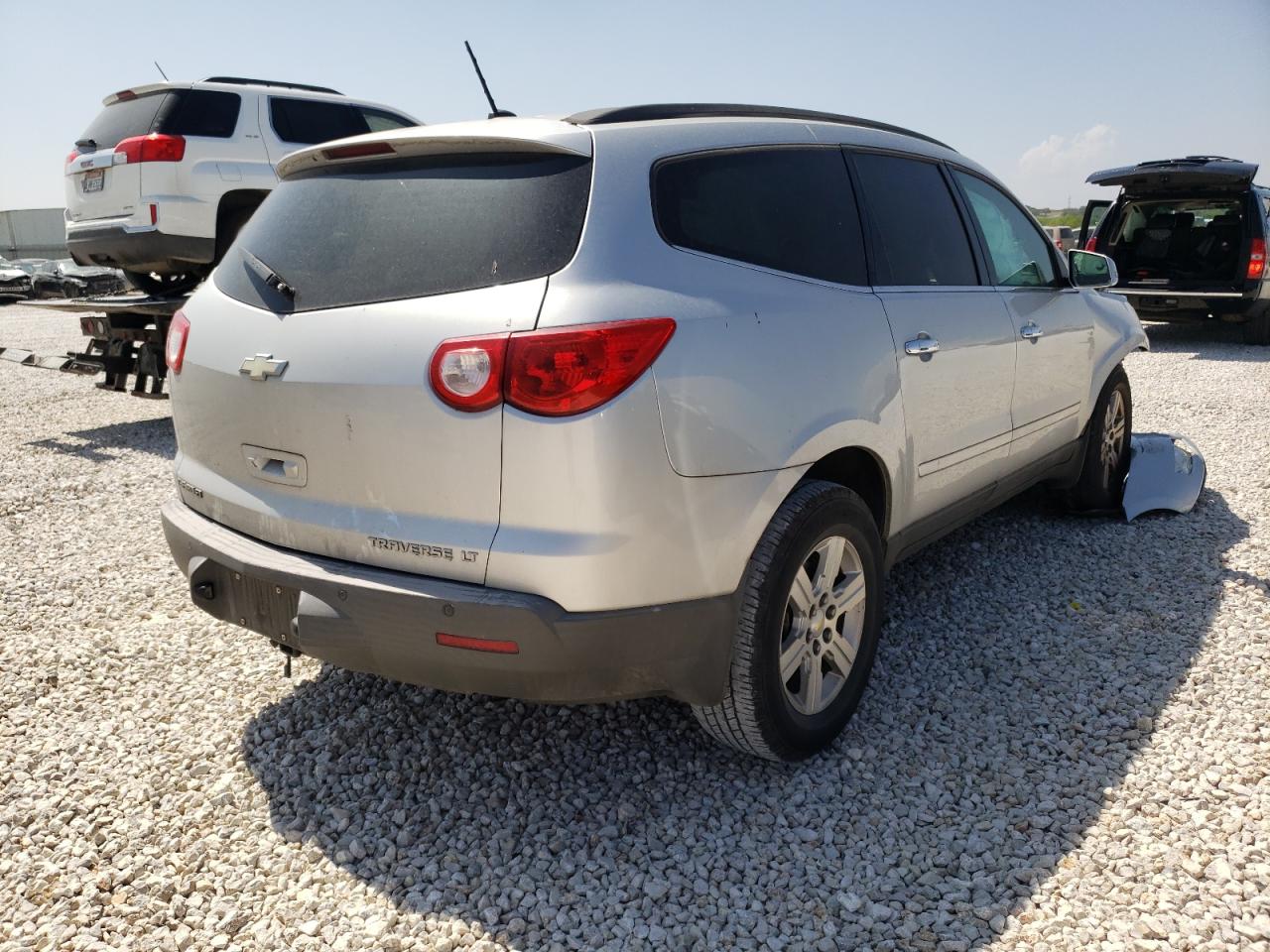 Photo 4 from auction – 2012 CHEVROLET TRAVERSE with VIN 1GNKRJED6CJ139345