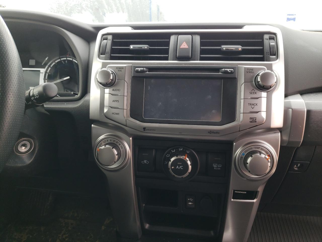 Photo 9 from auction – 2014 TOYOTA 4RUNNER SR with VIN JTEBU5JR5E5200451