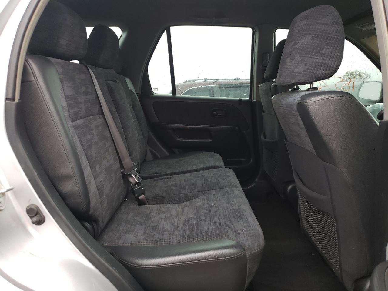 Photo 6 from auction – 2004 HONDA CR-V LX with VIN SHSRD68434U201512