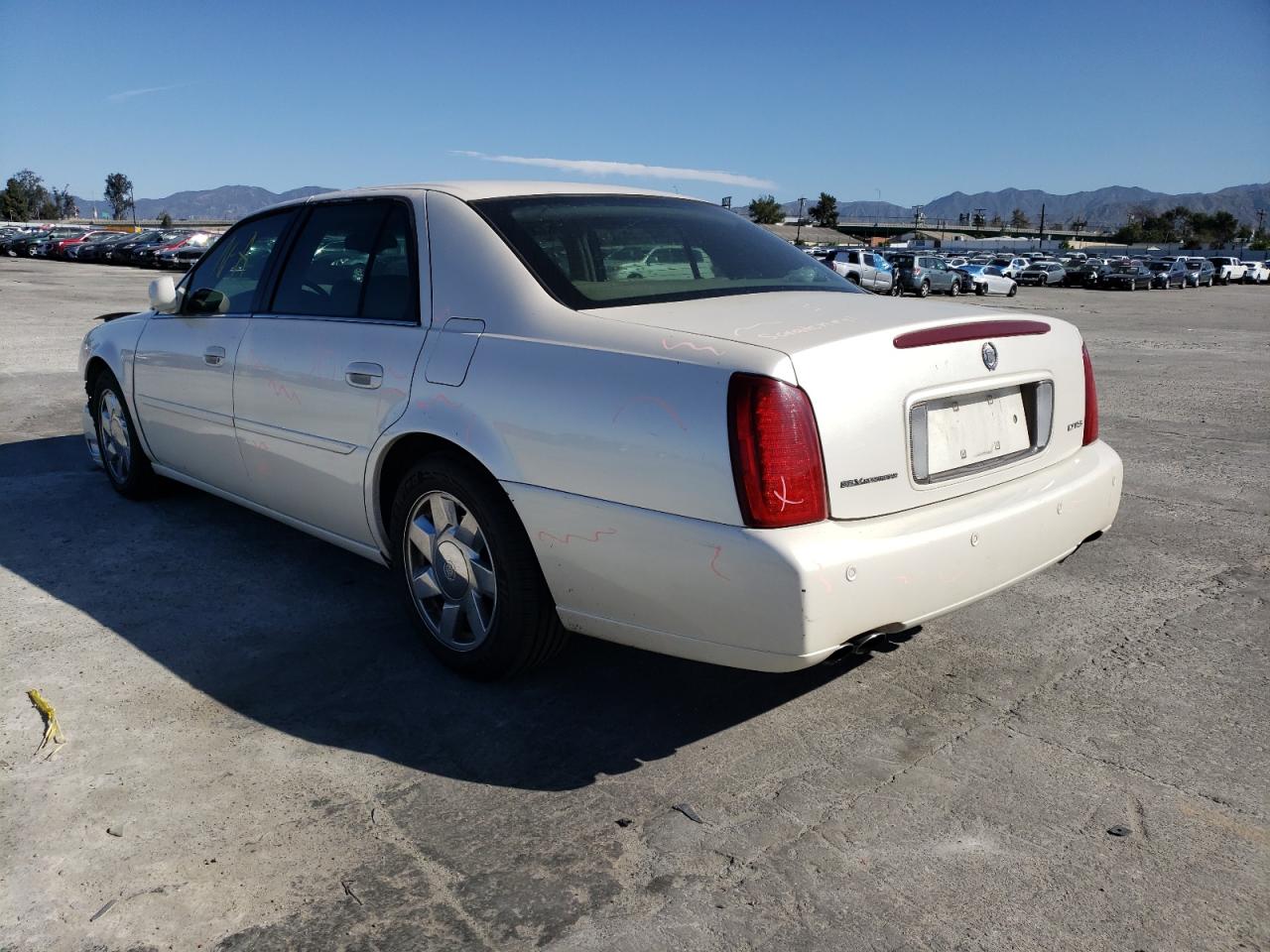 Photo 3 from auction – 2001 CADILLAC DEVILLE DT with VIN 1G6KF57961U104479