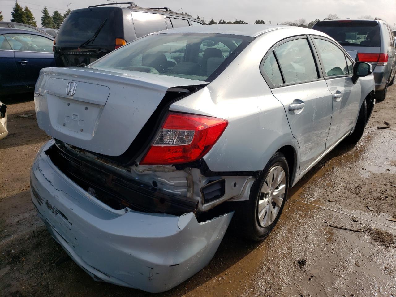 Photo 4 from auction – 2012 HONDA CIVIC LX with VIN 19XFB2F55CE007010